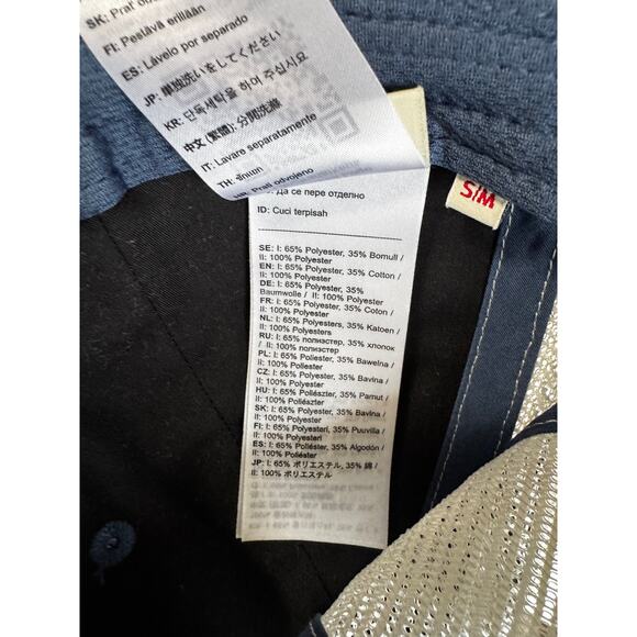 Fjällräven Classic Logo Trucker Hat – Navy & White Mesh – Adjustable - Picture 5 of 5